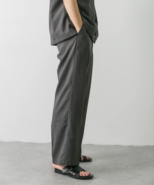 URBAN RESEARCH DOORS(アーバンリサーチドアーズ)の「『吸水速乾』セオアルファドライパナマストレートパンツ(その他パンツ・メンズ・ネイビー/ブラウン系その他/チャコールグレー・MEDIUM/LARGE)」の22枚目の写真