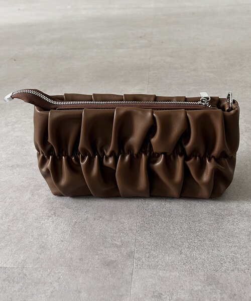 Thevon（ゼボン）の「3WAYギャザーバッグ（ショルダーバッグ・レディース・ブラック/ブラウン・FREE）」の8枚目の写真