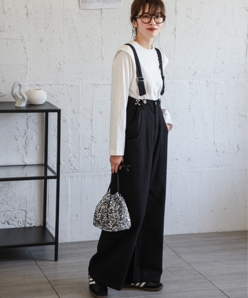 La-gemme(ラジェム)の「オーバシルエットサロペット(サロペット/オーバーオール・レディース・ブラック/カーキ/ナチュラル/ホワイト・フリー)」の9枚目の写真