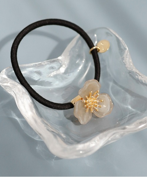 フラワースモッキングロンパース＆ヘアバンドセット エムスール　フラワーヘアバンド 3個セット ベージュ