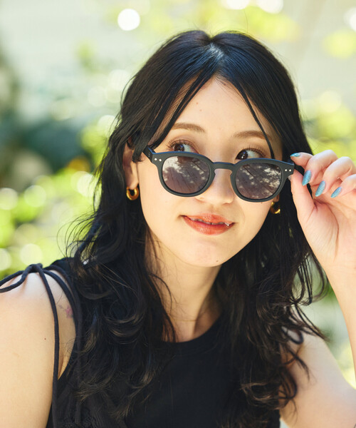 IZIPIZI（イジピジ）の「IZIPIZI/イジピジ #C / UVカット サングラス（サングラス・メンズ・ブラック/ブラウン・ONE SIZE）」の2枚目の写真