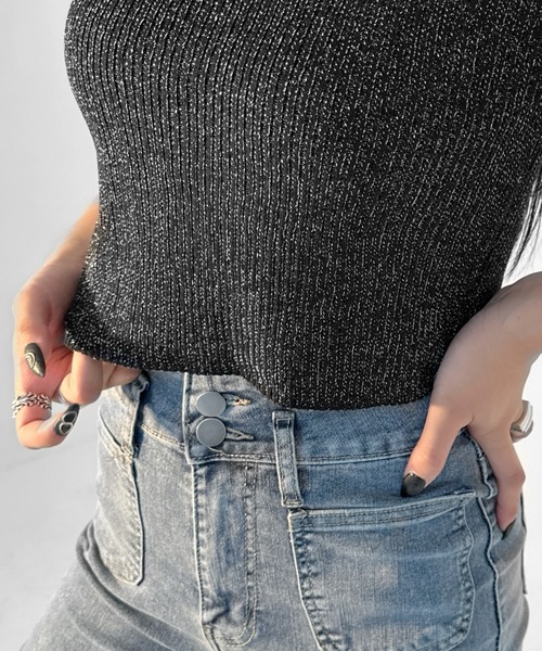 LVEU.(ラブユ.)の「【LVEU.】クルーネックラメニットトップス / トップス カットソー リブ ラメ クロップド コンパクト ショート 半袖 クルーネック ブラック ブルー(Tシャツ/カットソー・レディース・ブルー/ブラック・FREE)」の11枚目の写真
