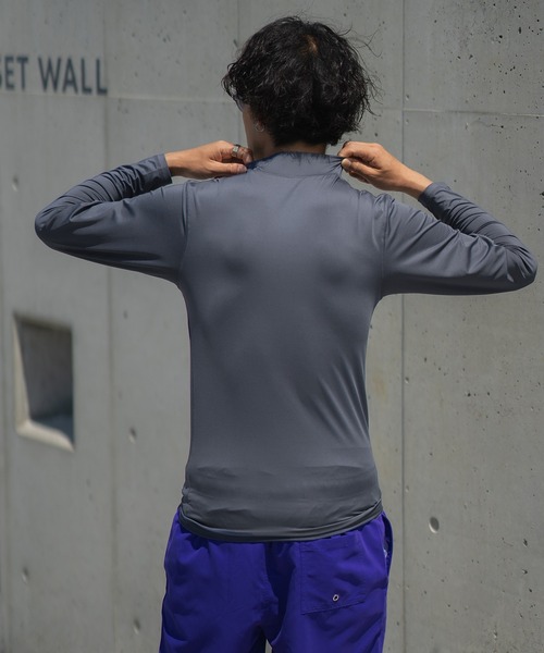 improves（インプローブス）の「長袖 ラッシュガード（ラッシュガード・メンズ・チャコール/ネイビー/ブラック/ライム/ホワイト・MEDIUM/X-LARGE/LARGE）」の14枚目の写真