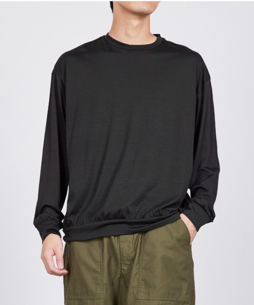 marka(マーカ)の「marka CREW NECK M24A-16CS01C(スウェット・メンズ・ブラック・2)」の2枚目の写真