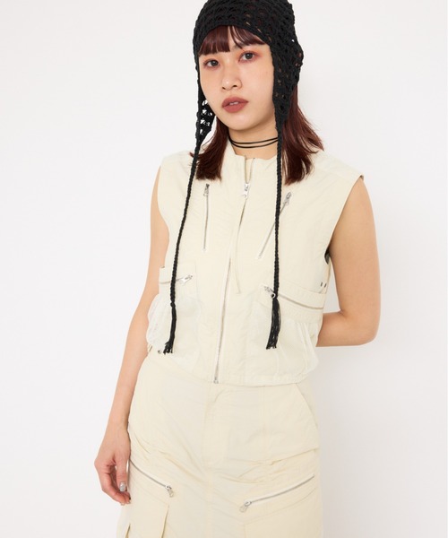 SLY（スライ）の「MESH DOCKING MILITALY VEST メッシュ ドッキング ミリタリー ベスト / セットアップ可 ノースリーブトップス（ベスト・レディース・ブラック/アイボリー・FREE）」の16枚目の写真