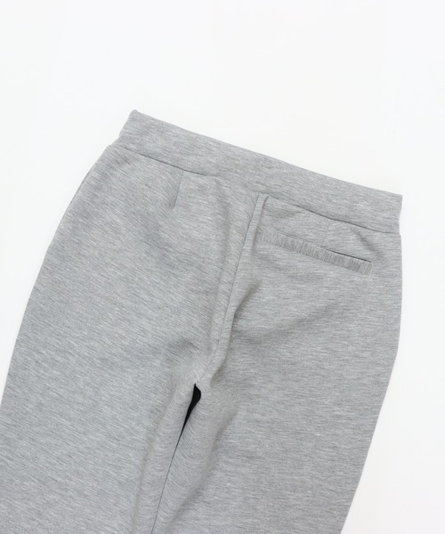 Champion(チャンピオン)の「【Champion/チャンピオン】レディース スポーツ テックウィーブ 3LS スウェットパンツ(スウェットパンツ・レディース・ブラック/グレー/プラム・MEDIUM/LARGE)」の20枚目の写真