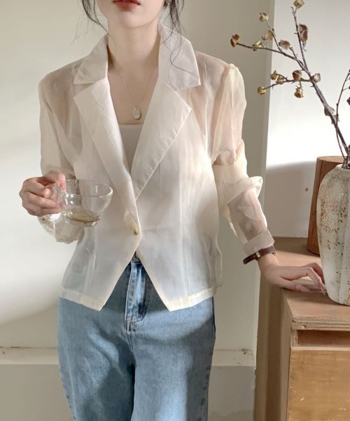 【上品&オシャレ見え♪】DIOR★ベルト付き ショートジャケット 上品&オシャレ見え♪】DIOR☆ベルト付き ショートジャケット