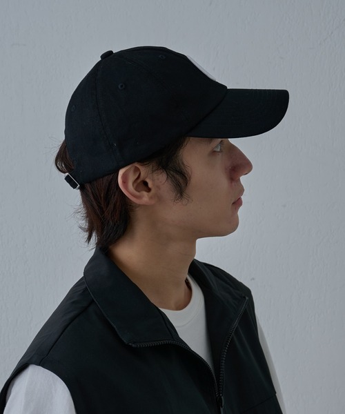 COLONY 2139(コロニートゥーワンスリーナイン)の「ツイルロゴキャップ(キャップ・メンズ・レッド/ブルー/ブラック・FREE)」の7枚目の写真