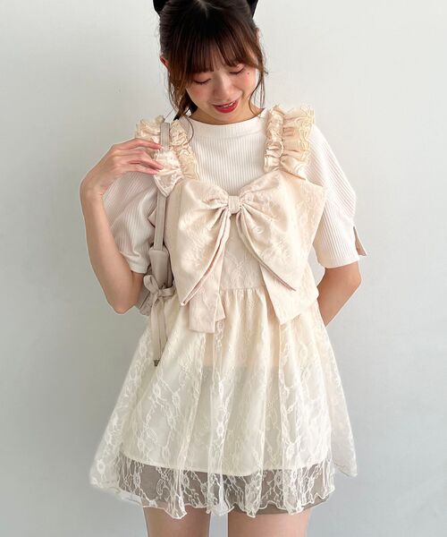 MAJESTIC LEGON（マジェスティックレゴン）の「肩フリルリボンビスチェ（ベスト・レディース・アイボリー/ブラック/ホワイト系その他2・MEDIUM）」の12枚目の写真