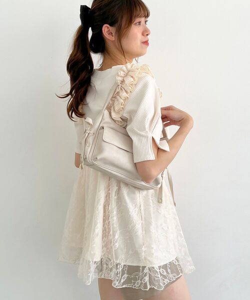 MAJESTIC LEGON（マジェスティックレゴン）の「肩フリルリボンビスチェ（ベスト・レディース・アイボリー/ブラック/ホワイト系その他2・MEDIUM）」の13枚目の写真