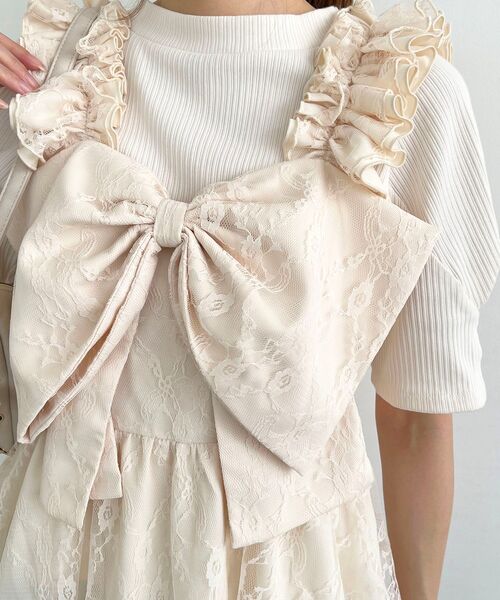 MAJESTIC LEGON（マジェスティックレゴン）の「肩フリルリボンビスチェ（ベスト・レディース・アイボリー/ブラック/ホワイト系その他2・MEDIUM）」の15枚目の写真