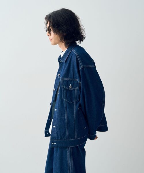 CRAFT STANDARD BOUTIQUE(クラフトスタンダードブティック)の「デニム3rdジャケット(デニムジャケット・レディース・ブラック/ダークインディゴブルー・M/L/XL)」の21枚目の写真
