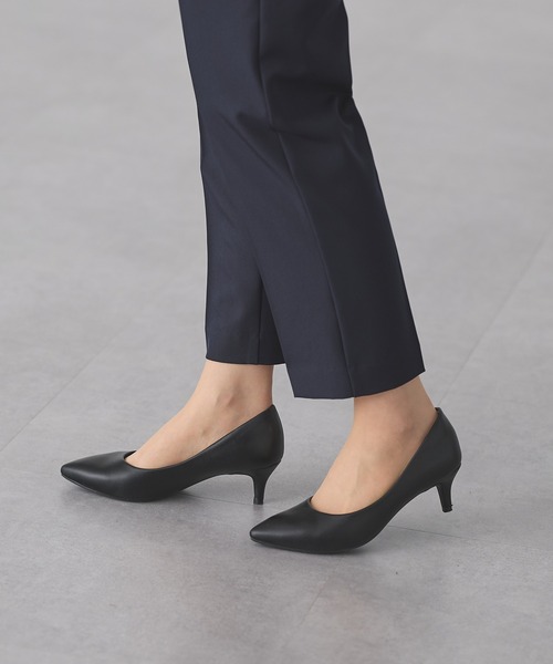 Honeys（ハニーズ）の「【はっ水/吸水速乾/抗菌防臭】美ージーポインテッドトゥパンプス（パンプス・レディース・ブラウン/ブラック/グレイッシュベージュ/シルバー/ブラック系その他/ブルーグレー/ピンク/ダークブラウン/ワインレッド・23.0/23.5/24.0/22.5/24.5/25.0/25.5）」の11枚目の写真