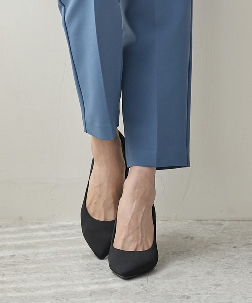 Honeys（ハニーズ）の「【はっ水/吸水速乾/抗菌防臭】美ージーポインテッドトゥパンプス（パンプス・レディース・ブラウン/ブラック/グレイッシュベージュ/シルバー/ブラック系その他/ブルーグレー/ピンク/ダークブラウン/ワインレッド・23.0/23.5/24.0/22.5/24.5/25.0/25.5）」の14枚目の写真