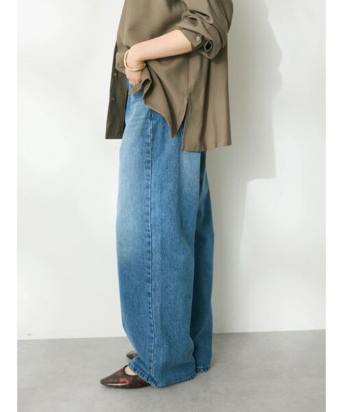 CRAFT STANDARD BOUTIQUE(クラフトスタンダードブティック)の「ワイドデニムパンツ(デニムパンツ・レディース・ライトインディゴブルー/アイボリー・S/M/L)」の6枚目の写真