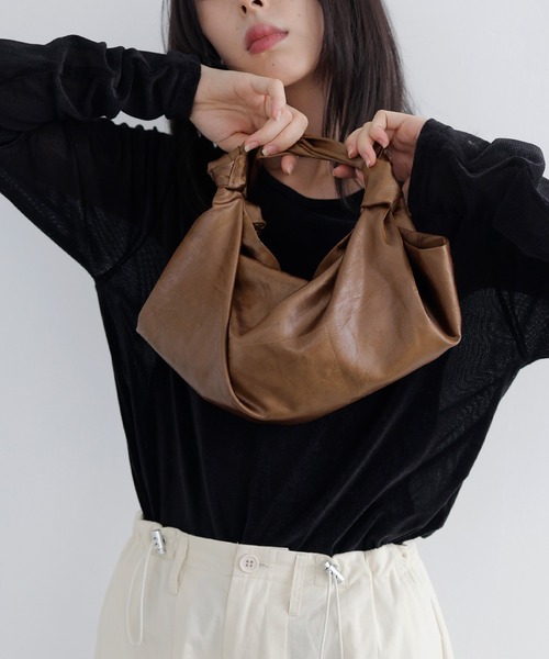 LIAN(リアン)の「サテンハンドバッグ(ハンドバッグ・レディース・ブラウン/アイボリー/ブラック・FREE)」の5枚目の写真