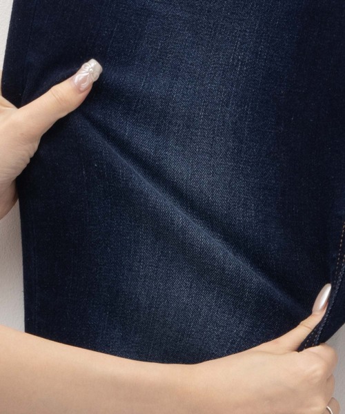 EDWIN(エドウィン)の「EDWIN ESSENTIALS フレアストレッチデニムパンツ(デニムパンツ・レディース・ダークネイビー・XS/S/M/L)」の11枚目の写真