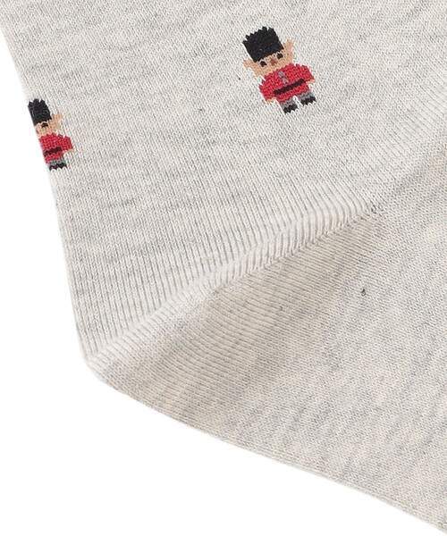 MACKINTOSH PHILOSOPHY（ﾏｯｷﾝﾄｯｼｭ ﾌｨﾛｿﾌｨｰ）の「【WEB&一部店舗限定】バッキンガムベア 総柄ソックス（ソックス/靴下・レディース・グレー系その他/オフホワイト/チャコールグレー/ダークネイビー・FREE）」の6枚目の写真