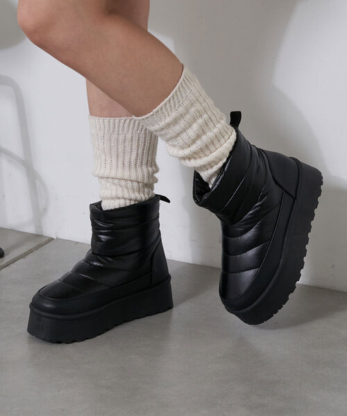 CIAOPANIC（チャオパニック）の「厚底ショートスノーブーツ（ブーツ・レディース・ブラック/シルバー・SMALL/MEDIUM/LARGE/X-LARGE）」の5枚目の写真