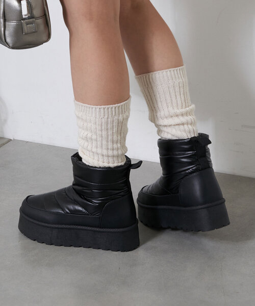 CIAOPANIC（チャオパニック）の「厚底ショートスノーブーツ（ブーツ・レディース・ブラック/シルバー・SMALL/MEDIUM/LARGE/X-LARGE）」の6枚目の写真