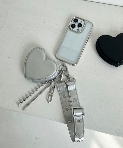 Me%（ミィパーセント）の「【ストラップシート付き】ハートポーチハンドルストラップ 211941（スマホグッズ・レディース・シルバー/ブラック・FREE）」の4枚目の写真