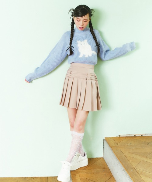 REDYAZEL（レディアゼル）の「ダブルベルトプリーツミニスカート（スカート・レディース・グレー/ブラック/ベージュ・SMALL/MEDIUM）」の4枚目の写真