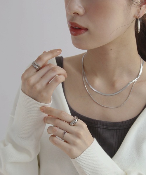 abaskdesign(アバスクデザイン)の「金属アレルギー対応 メタルラインリング(リング・レディース・シルバー/ゴールド・9号/11号/13号)」の11枚目の写真