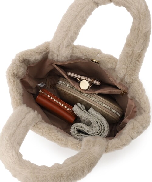 SHOO・LA・RUE（シューラルー）の「◆スパンコールフェイクファーランチトートバッグ（トートバッグ・レディース・アイボリー系3/ベージュ系3/グレー系その他4/ベージュ系その他7・00）」の14枚目の写真