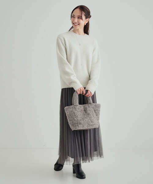 SHOO・LA・RUE（シューラルー）の「◆スパンコールフェイクファーランチトートバッグ（トートバッグ・レディース・アイボリー系3/ベージュ系3/グレー系その他4/ベージュ系その他7・00）」の19枚目の写真