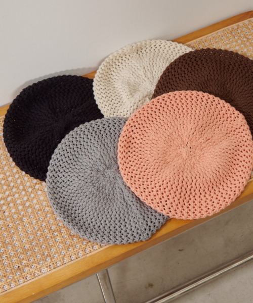 CIAOPANIC TYPY（チャオパニックティピー）の「メッシュニットベレー（ハンチング/ベレー帽・レディース・サーモンピンク/ブラウン/ブラック/グレー/オフホワイト・ONE SIZE）」の5枚目の写真