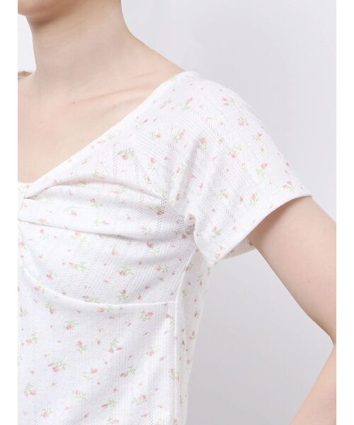 CALNAMUR（カルナムール）の「PETIT FLOWER RIBBON TSHIRTS/小花柄リボンTシャツ（Tシャツ/カットソー・レディース・ライトブルー/ピンク・FREE）」の11枚目の写真