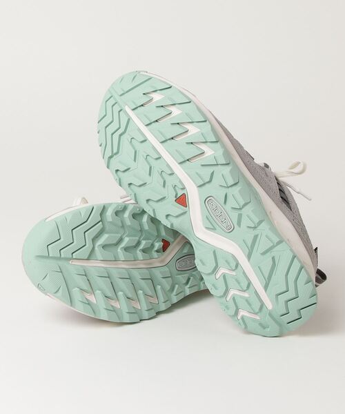 KEEN(キーン)の「HIGHTRAIL WP / ハイトレイル ウォータープルーフ / レディース トレッキングシューズ 防水(ブーツ・レディース・グレー・24cm/25.5cm/25cm/24.5cm/23.5cm/23cm/22.5cm/26cm)」の11枚目の写真