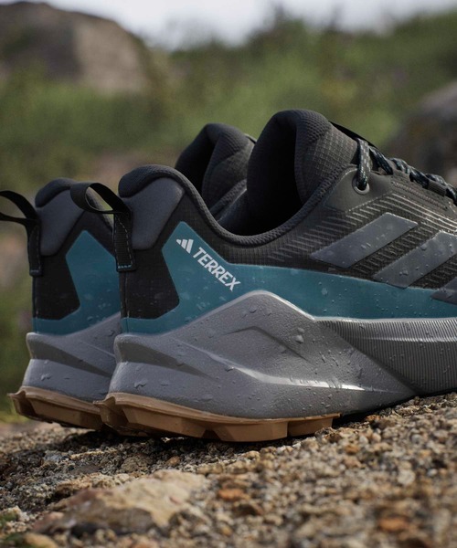 テレックス トレイルメーカー 2 GORE-TEX ハイキング / Terrex