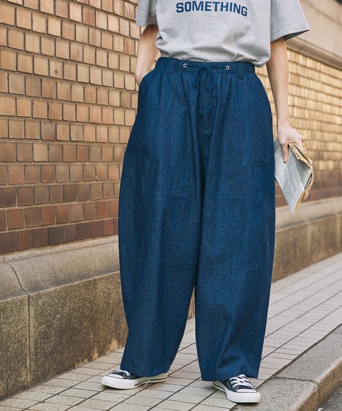 MONO-MART LADY'S（モノマートレディース）の「ルーズ ファティーグパンツ（その他パンツ・レディース・インディゴブルー/ベージュ/ブラック・S/M）」の4枚目の写真