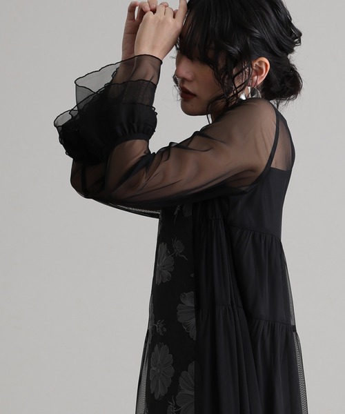 atlo(アトロ)の「ジャガード ティアード パーティー ドレス セレモニー ミモレ丈&袖あり 結婚式 フォーマル オケージョンドレス 同窓会 二次会 成人式 お呼ばれ 謝恩会 20代 30代(ドレス・レディース・ブラック/ブルー/グレー・M)」の13枚目の写真