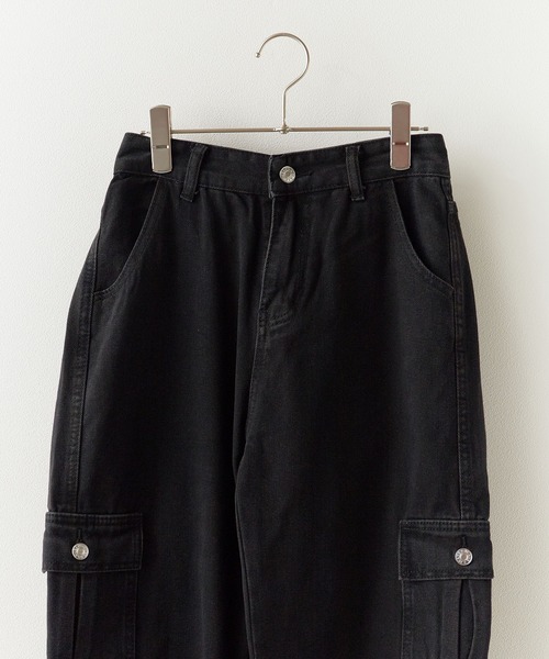 BLANK　（ブランク）の「Loose Silhouette Denim Cargo Pants/ルーズシルエット デニムカーゴパンツ（カーゴパンツ・レディース・グレー・M）」の13枚目の写真