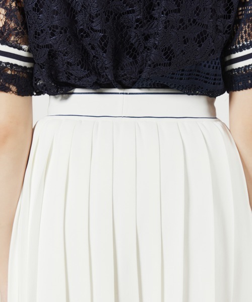 DOUBLE STANDARD CLOTHING(ダブルスタンダードクロージング)の「ニットプリーツミニスカート(スカート・レディース・ブラック/オフホワイト・36/38)」の9枚目の写真