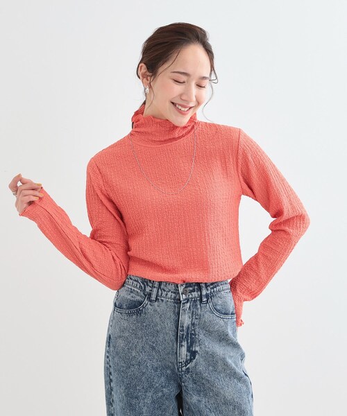 Cutie Blonde(キューティーブロンド)の「【洗える/S-LL】レイヤードスタイルに ふくれシャーリングネックインナー(Tシャツ/カットソー・レディース・ブラック/ピンク系/ホワイト・01/02/03/04)」の12枚目の写真
