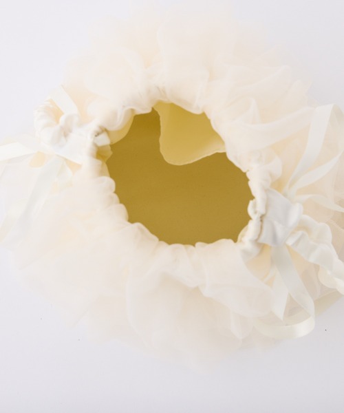 one after another NICE CLAUP（ワンアフターアナザーナイスクラップ）の「チュールフリルバッグ（ハンドバッグ・レディース・アイボリー/ブラック/サックスブルー・FREE）」の10枚目の写真