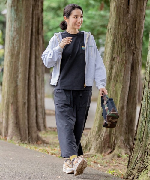 L.L.Bean(エルエルビーン)の「【JAPAN EDITION】ポーテージ・フルジップ・フード・スウェットシャツ(パーカー・レディース・ネイビー/ライトグレー/ベージュ系・MEDIUM)」の22枚目の写真