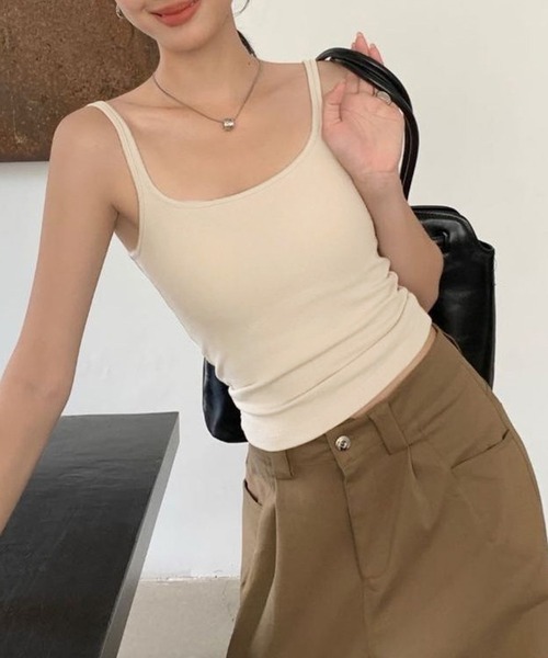 DAY CLOSET(デイ クローゼット)の「レディース レイヤードで大活躍。カップ付きリブニットタンクトップ(タンクトップ・レディース・グレー/アイボリー/ブラウン/ベージュ/ブラック/チャコールグレー/キナリ/レッド系その他/ピンクベージュ・FREE)」の11枚目の写真
