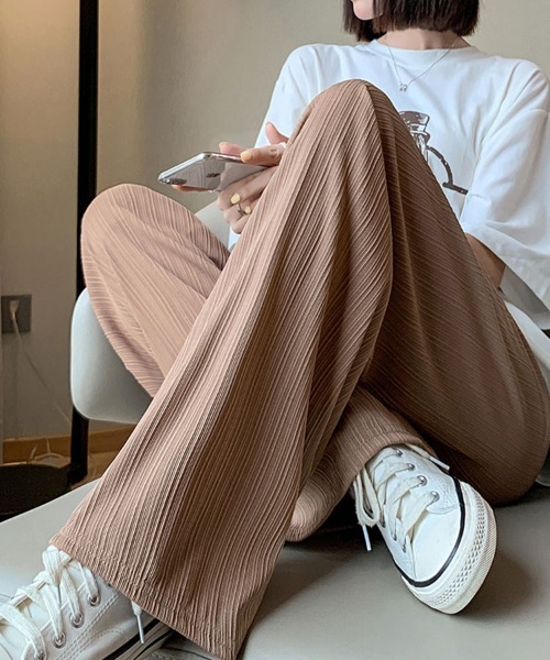 SallyLunn(サリーラン)の「セミワイドプリーツパンツ(その他パンツ・レディース・ブラック/ベージュ/グレー/ブラウン/グリーン・LARGE/MEDIUM)」の3枚目の写真