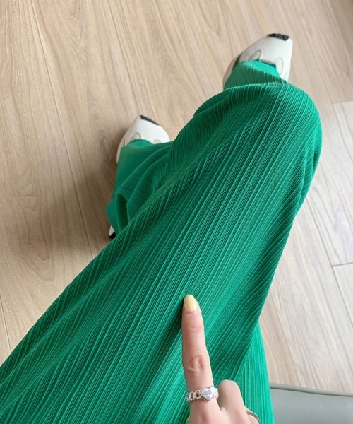 SallyLunn(サリーラン)の「セミワイドプリーツパンツ(その他パンツ・レディース・ブラック/ベージュ/グレー/ブラウン/グリーン・LARGE/MEDIUM)」の9枚目の写真