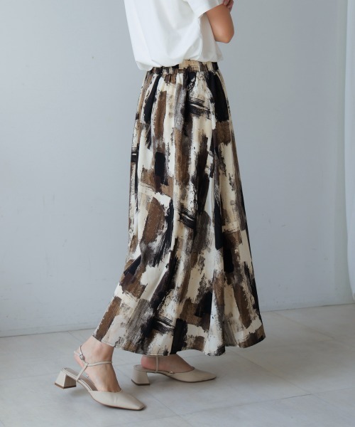 Bou Jeloud（ブージュルード）の「ペイント柄スカート（スカート・レディース・オレンジ/カーキ・38）」の7枚目の写真