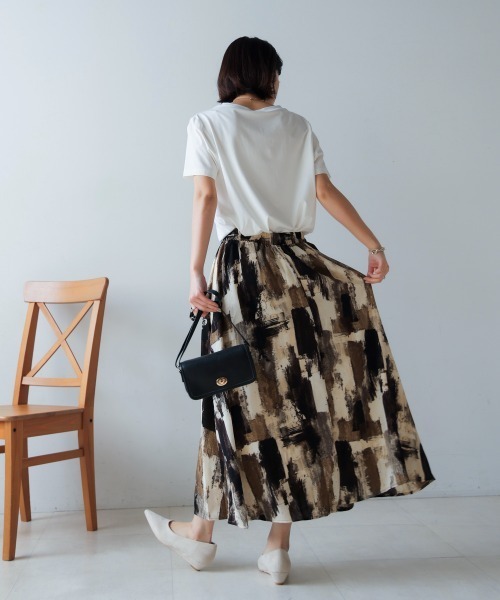 Bou Jeloud（ブージュルード）の「ペイント柄スカート（スカート・レディース・オレンジ/カーキ・38）」の10枚目の写真
