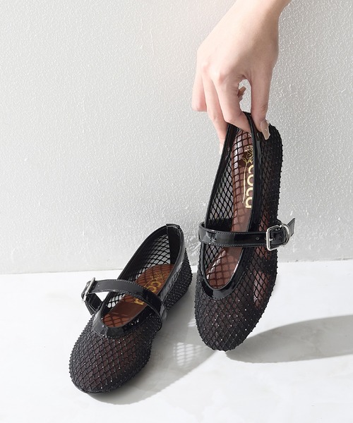 coca（ANDEX shoes product）（コカ）の「スタッズ ストラップ メリージェーン パンプス（パンプス・レディース・ブラック・LARGE/MEDIUM/SMALL）」の3枚目の写真