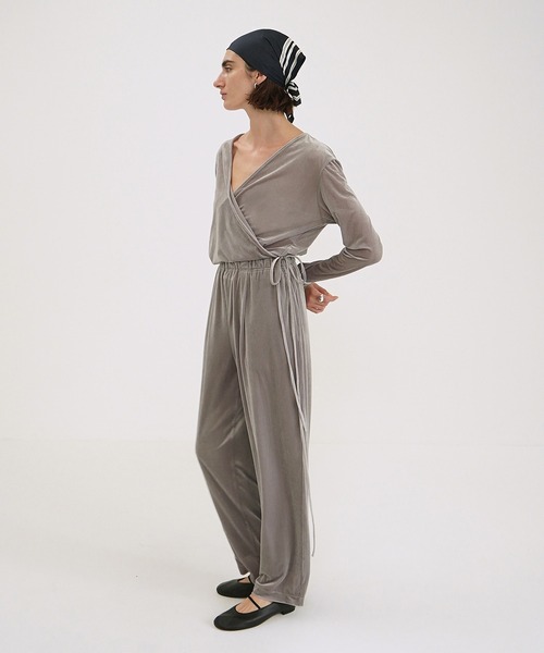 CLANE(クラネ)の「VELOR CACHECOEUR SET UP(つなぎ/オールインワン・レディース・イエロー/グレー/ブラック・0/2/1)」の7枚目の写真