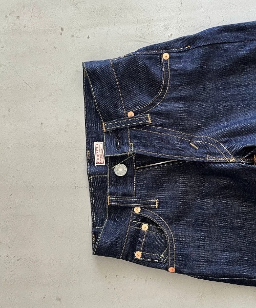 KOOKY ZOO(クーキーズー)の「KOOKY ZOO Juvenile denim pants(デニムパンツ・メンズ・インディゴブルー・1/30/28)」の2枚目の写真