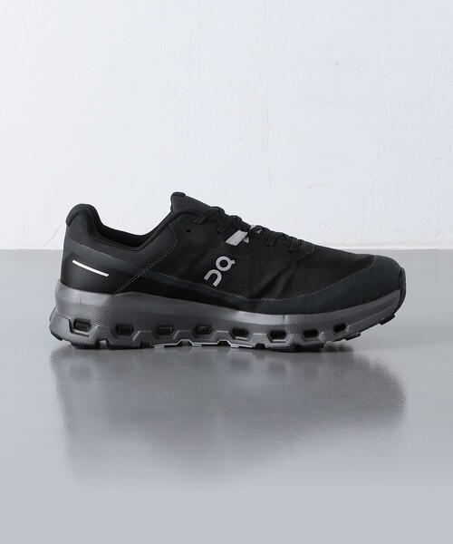 On(オン)の「<On> Cloudvista 2 Waterproof/クラウドビスタ 2 ウォータープルーフ/スニーカー(スニーカー・メンズ・ブラック・27.5cm/26.5cm/26cm/27cm/28cm/28.5cm)」の4枚目の写真