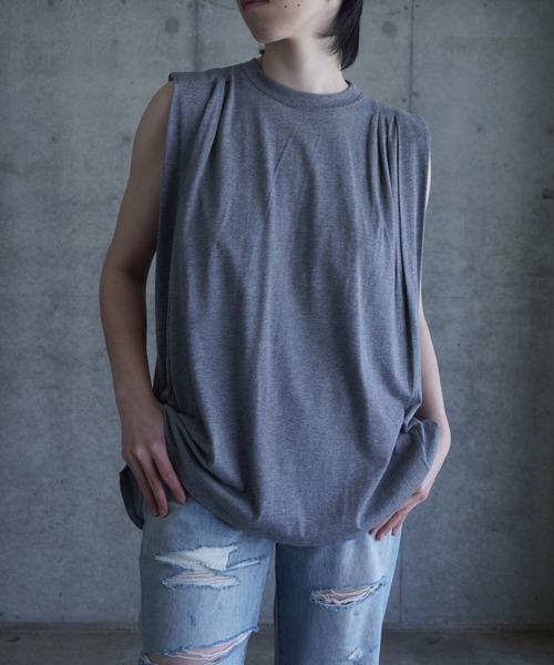 k3&co.（ケイスリーアンドコー）の「TUCK TEE（Tシャツ/カットソー・レディース・ブラック/グレー/ホワイト・ONE SIZE）」の2枚目の写真